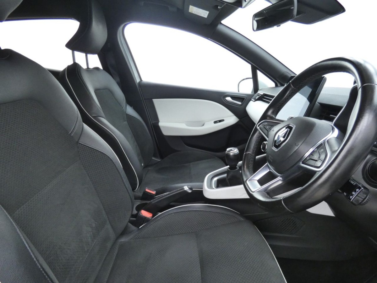RENAULT CLIO 1.0 S EDITION TCE 5D 100 BHP - 2020 - £9,700