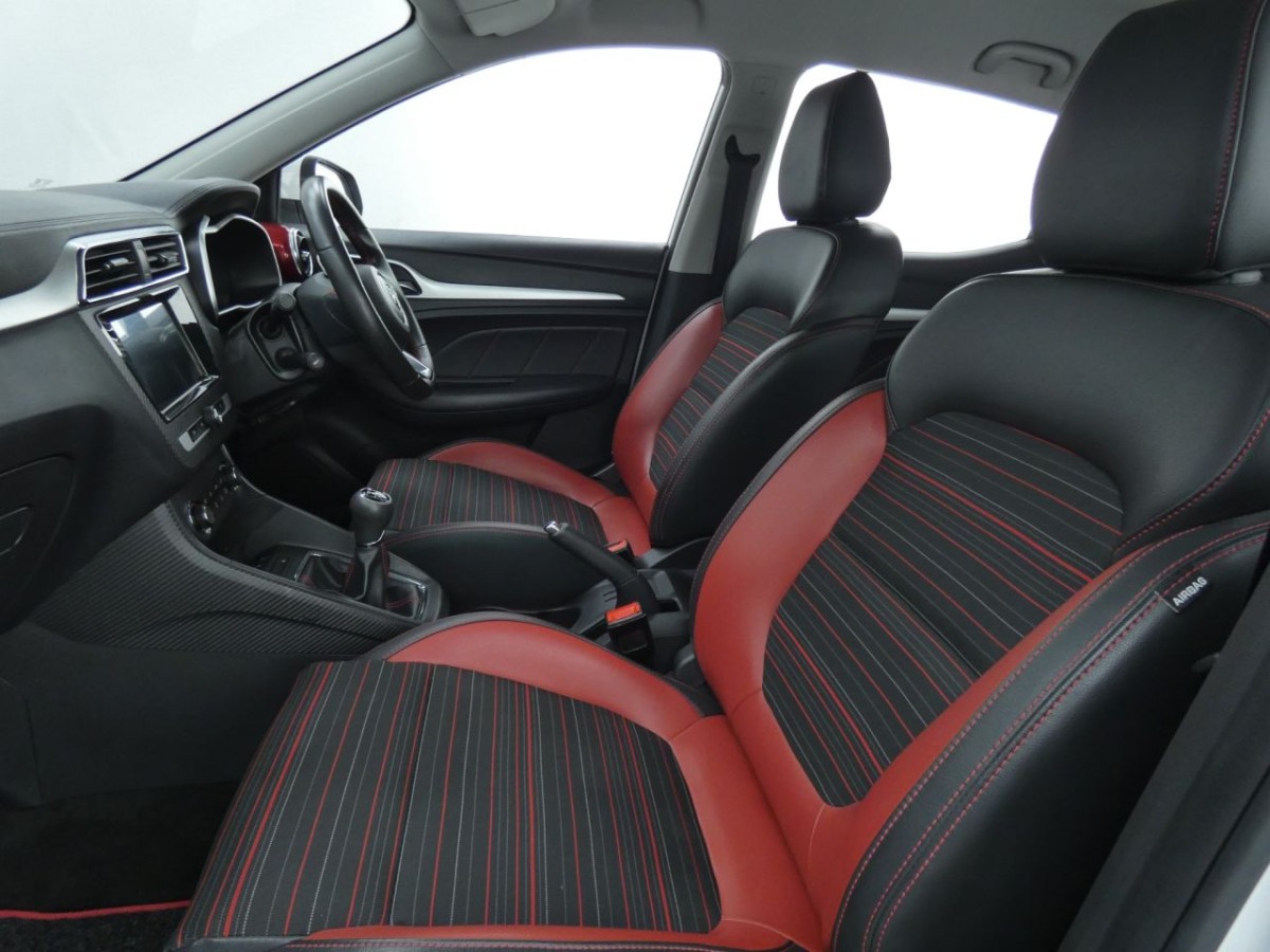 MG MG ZS 1.5 LIMITED EDITION 5D 105 BHP - 2019 - £11,700
