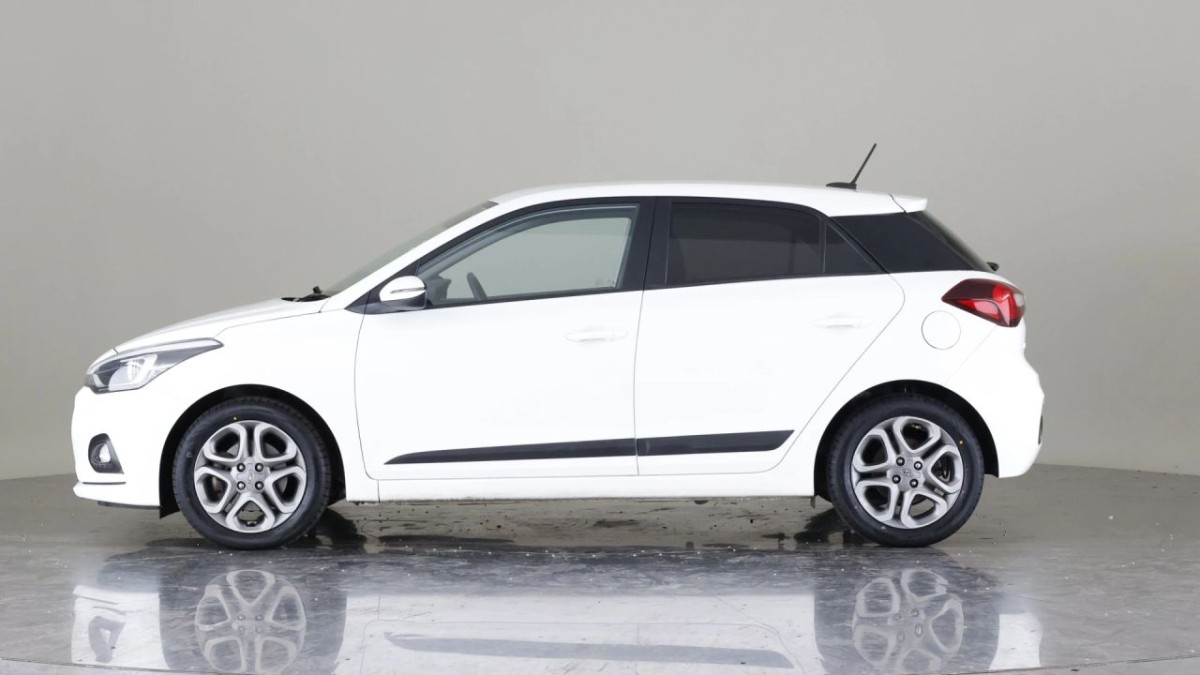 HYUNDAI I20 1.0 T-GDI PREMIUM NAV 5D 99 BHP - 2018 - £12,700