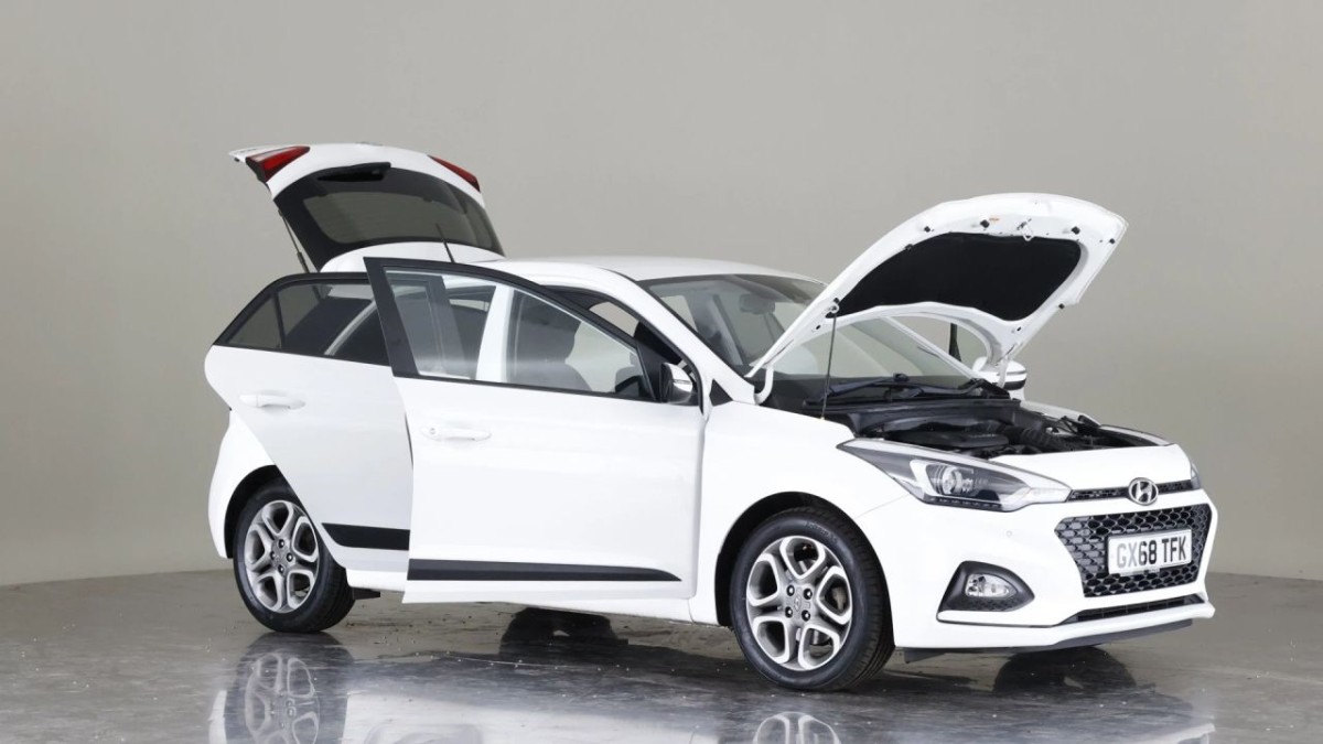 HYUNDAI I20 1.0 T-GDI PREMIUM NAV 5D 99 BHP - 2018 - £12,700