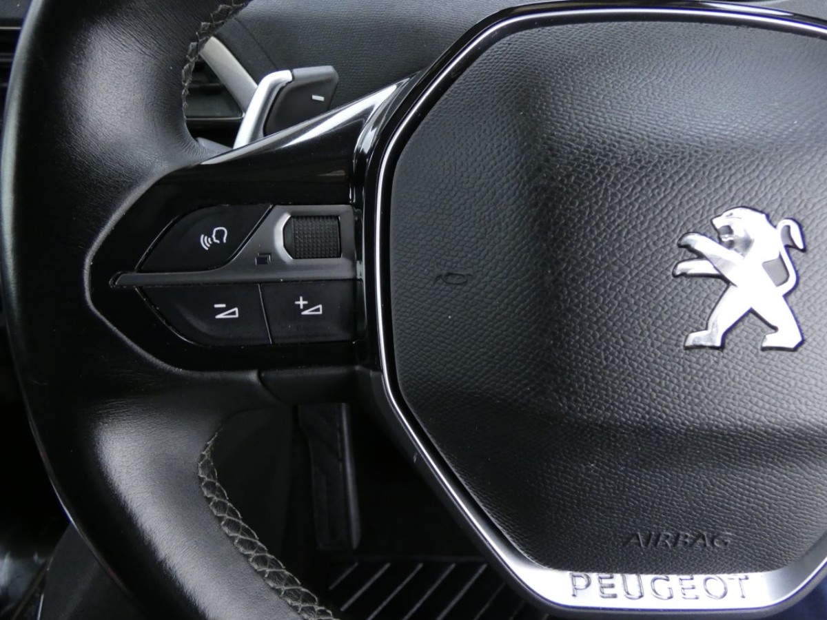PEUGEOT 3008 1.2 PURETECH S/S ALLURE 5D 129 BHP - 2020 - £16,700