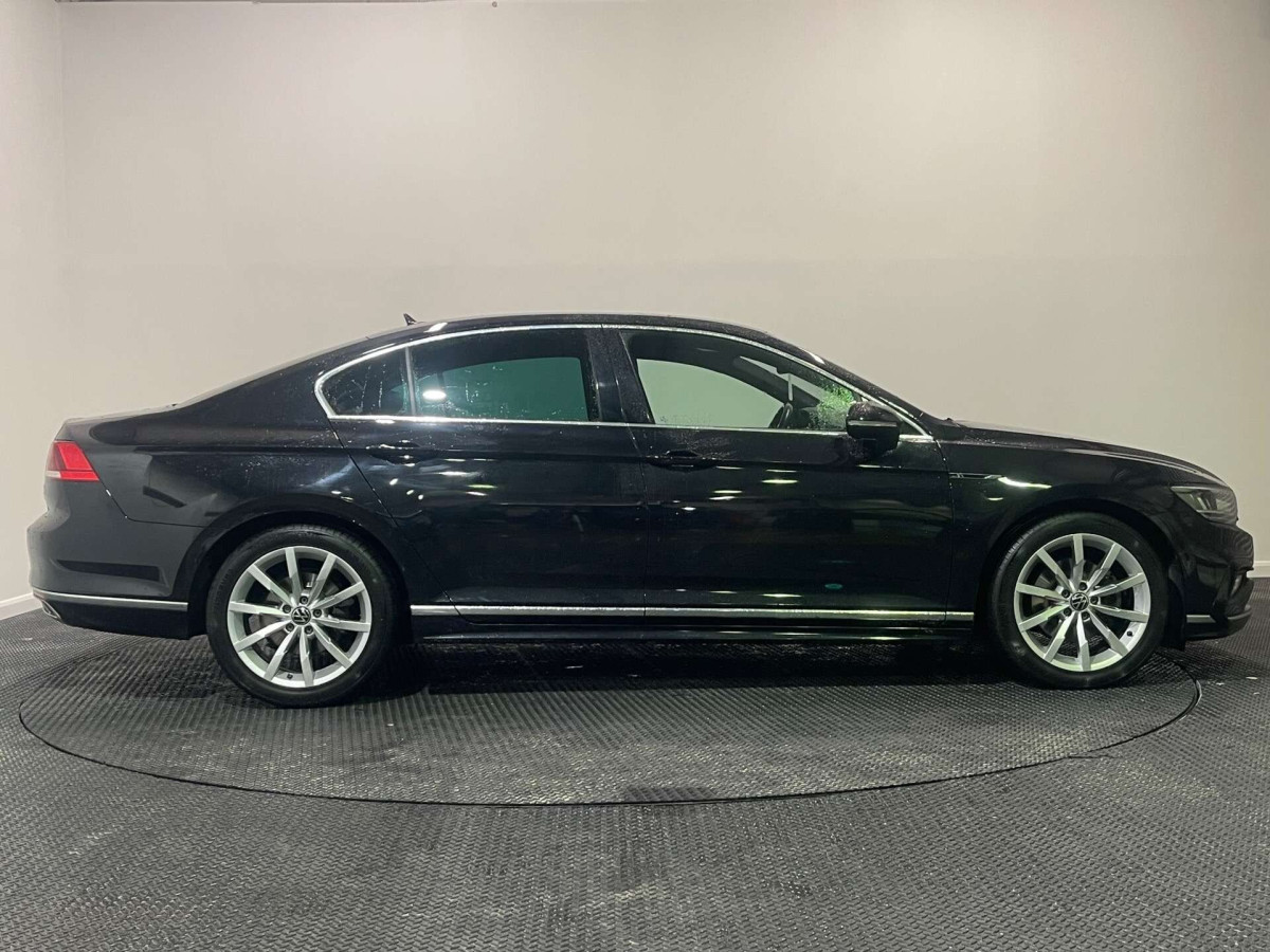 VOLKSWAGEN PASSAT 2021 (21) 2.0 TDI EVO R-LINE SALOON 4DR DIESEL DSG EURO 6 (S/S) (150 PS) - 2021 - £15,000