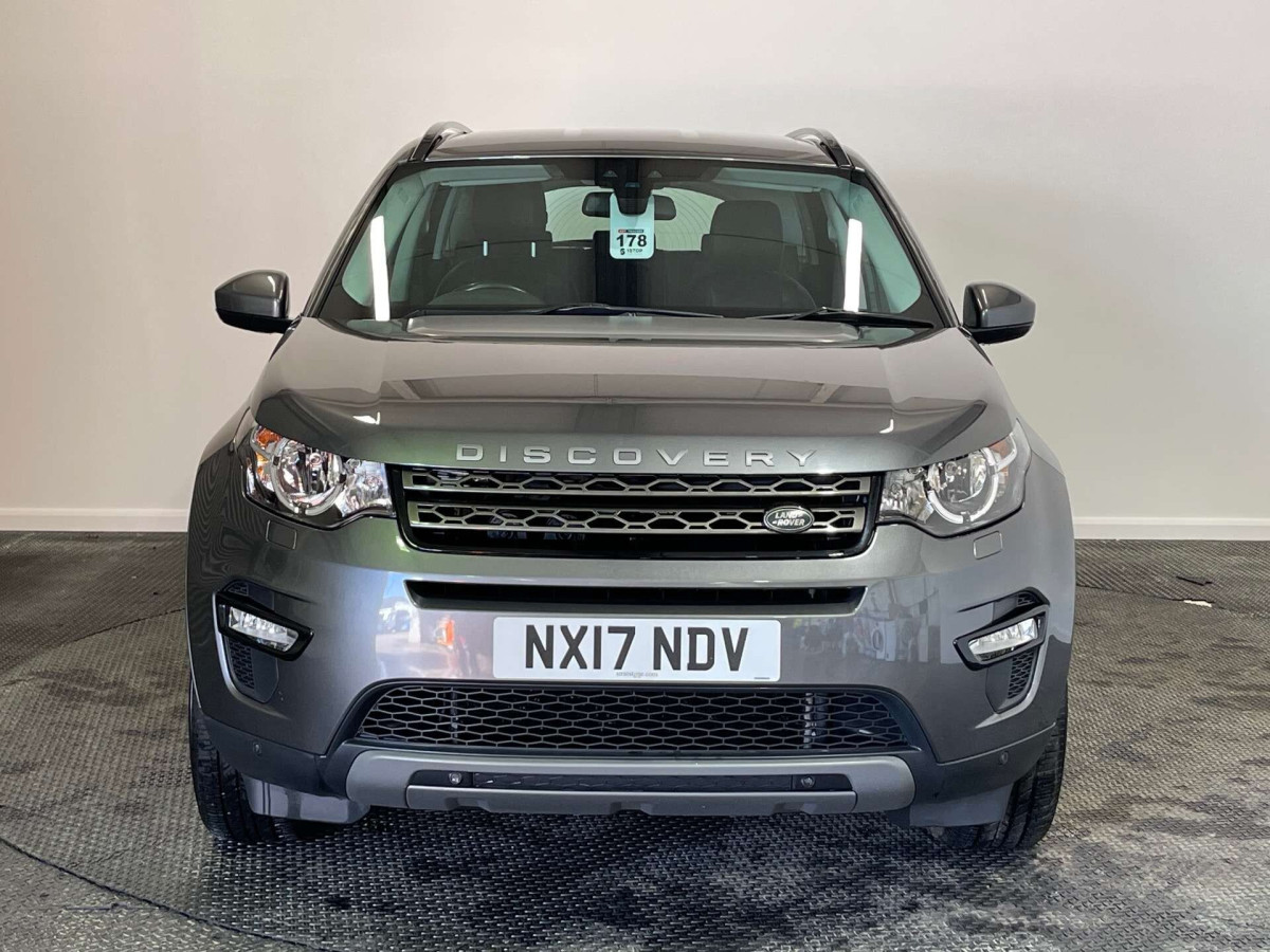 LAND ROVER DISCOVERY SPORT 2017 (17) 2.0 TD4 SE TECH SUV 5DR DIESEL AUTO 4WD EURO 6 (S/S) (180 PS) - 2017 - £9,800