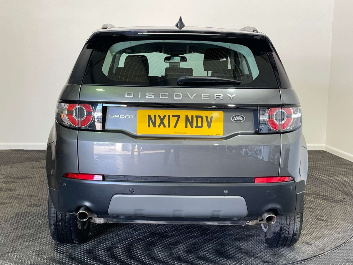 LAND ROVER DISCOVERY SPORT 2017 (17) 2.0 TD4 SE TECH SUV 5DR DIESEL AUTO 4WD EURO 6 (S/S) (180 PS) - 2017 - £9,800
