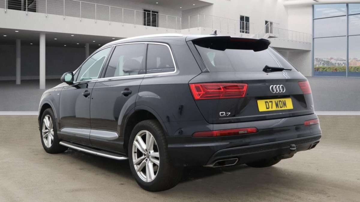 AUDI Q7 2018 (18) 3.0 TDI V6 S LINE SUV 5DR DIESEL TIPTRONIC QUATTRO EURO 6 (S/S) (272 PS) - 2018 - £24,800