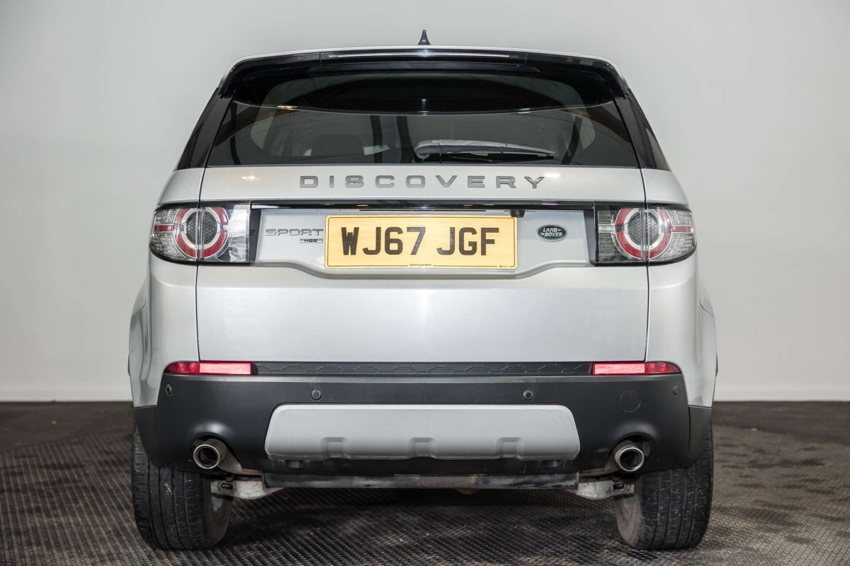 LAND ROVER DISCOVERY SPORT 2017 (67) 2.0 TD4 HSE SUV 5DR DIESEL AUTO 4WD EURO 6 (S/S) (180 PS) - 2017 - £15,500