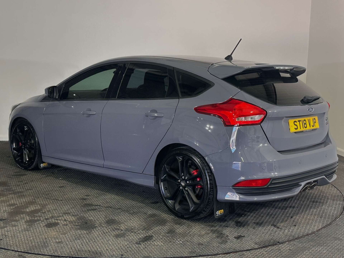 FORD FOCUS 2018 (18) 2.0 TDCI ST-3 HATCHBACK 5DR DIESEL MANUAL EURO 6 (S/S) (185 PS) - 2018 - £13,000
