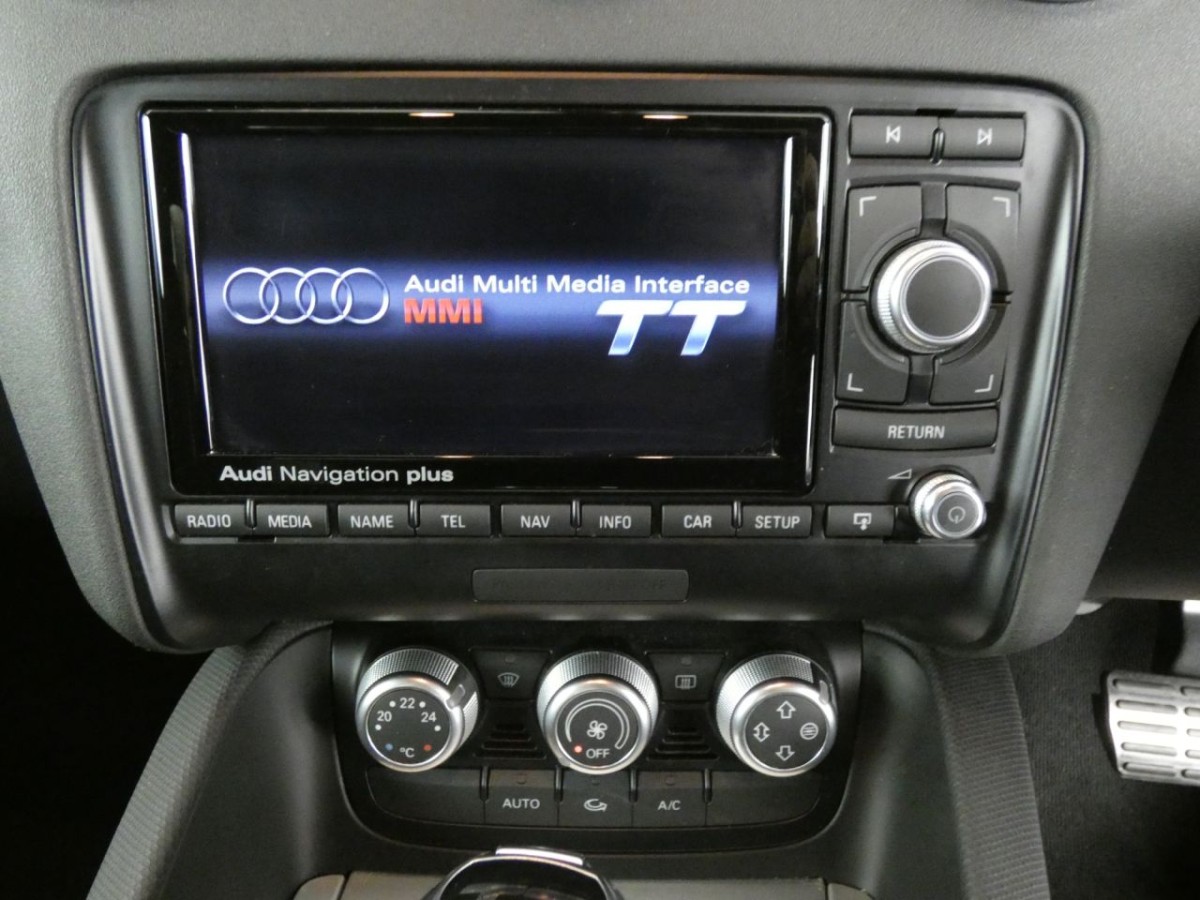 AUDI TT 2.0 TFSI BLACK EDITION 2D 208 BHP - 2013 - £11,990