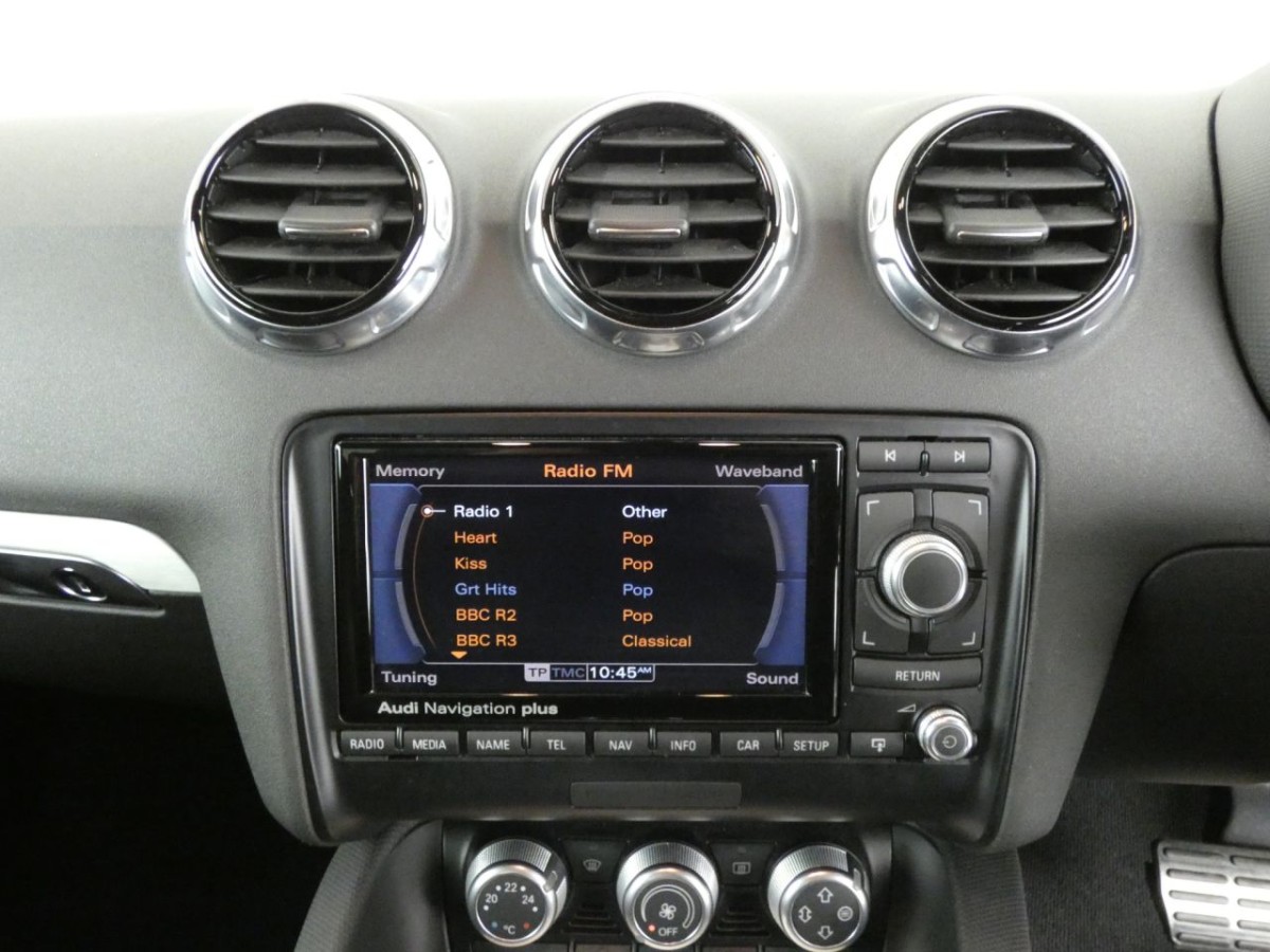 AUDI TT 2.0 TFSI BLACK EDITION 2D 208 BHP - 2013 - £11,990