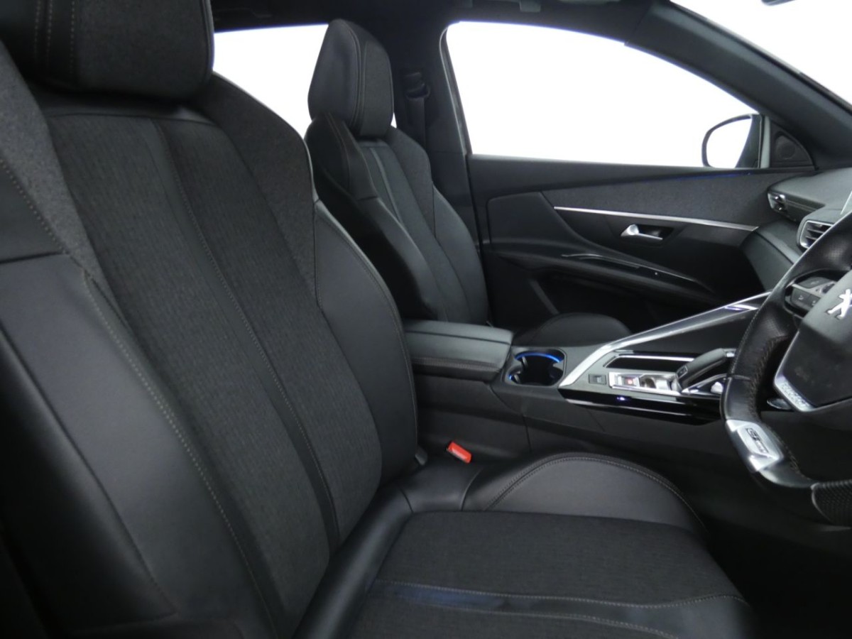 PEUGEOT 3008 1.6 PURETECH S/S GT LINE PREMIUM 5D 179 BHP - 2020 - £15,490