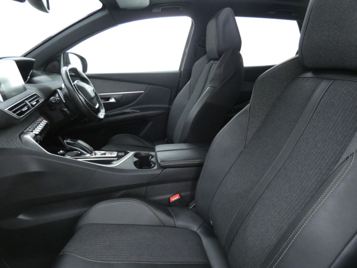 PEUGEOT 3008 1.6 PURETECH S/S GT LINE PREMIUM 5D 179 BHP - 2020 - £15,490