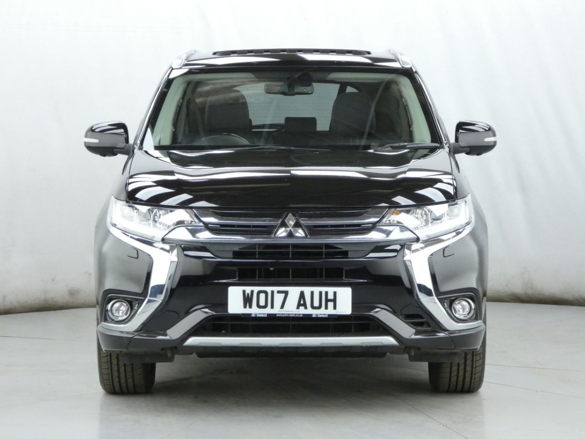MITSUBISHI OUTLANDER 2.0 PHEV 4H 5D 200 BHP - 2017 - £12,990