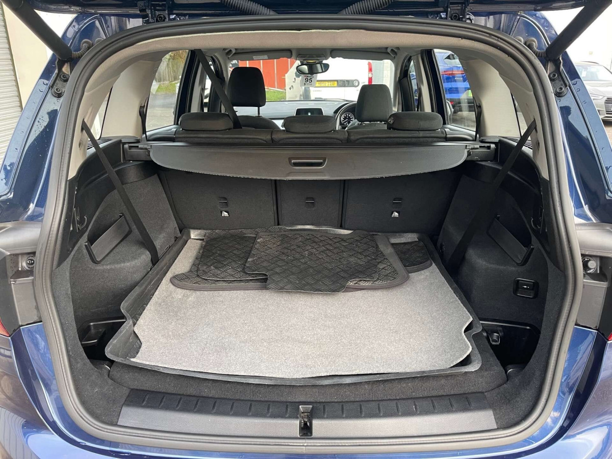 BMW 2 SERIES 2019 (19) 1.5 218I SE MPV 5DR PETROL MANUAL EURO 6 (S/S) (140 PS) - 2019 - £11,500