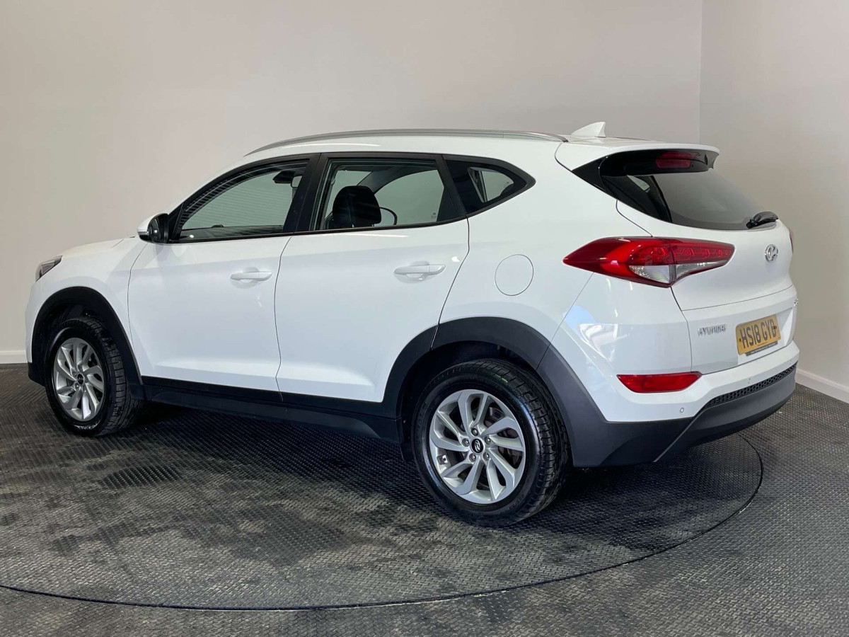HYUNDAI TUCSON 2018 (18) 1.7 CRDI BLUE DRIVE SE SUV 5DR DIESEL MANUAL EURO 6 (S/S) (116 PS) - 2018 - £8,700