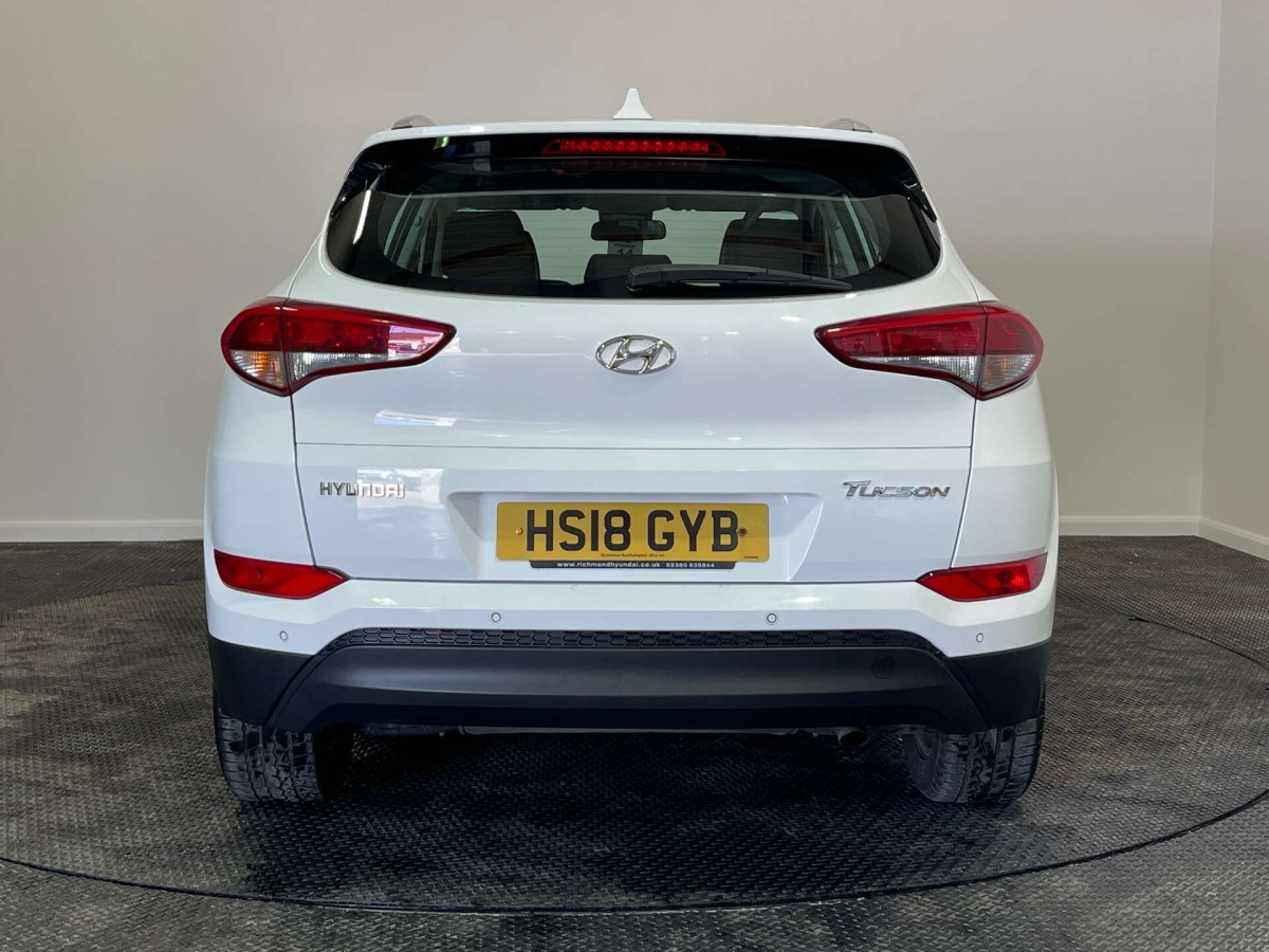 HYUNDAI TUCSON 2018 (18) 1.7 CRDI BLUE DRIVE SE SUV 5DR DIESEL MANUAL EURO 6 (S/S) (116 PS) - 2018 - £8,700