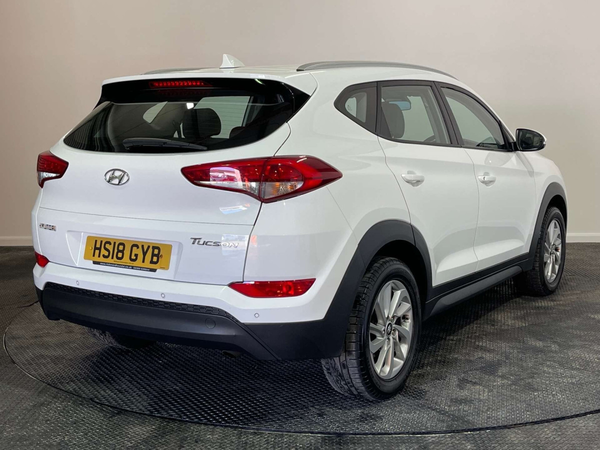 HYUNDAI TUCSON 2018 (18) 1.7 CRDI BLUE DRIVE SE SUV 5DR DIESEL MANUAL EURO 6 (S/S) (116 PS) - 2018 - £8,700