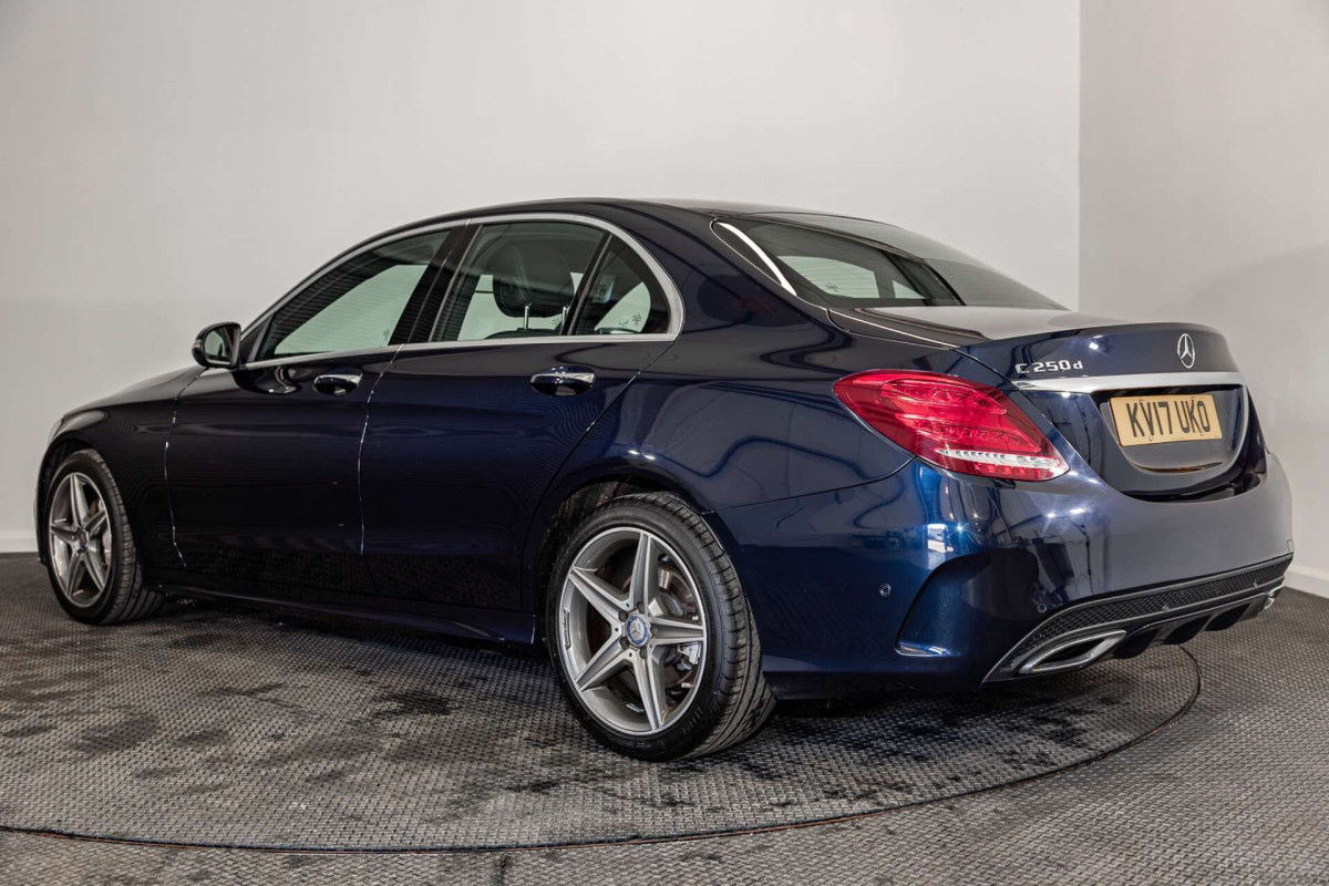 MERCEDES-BENZ C CLASS 2017 (17) 2.1 C250D AMG LINE (PREMIUM PLUS) SALOON 4DR DIESEL G-TRONIC+ EURO 6 (S/S) - 2017 - £14,200