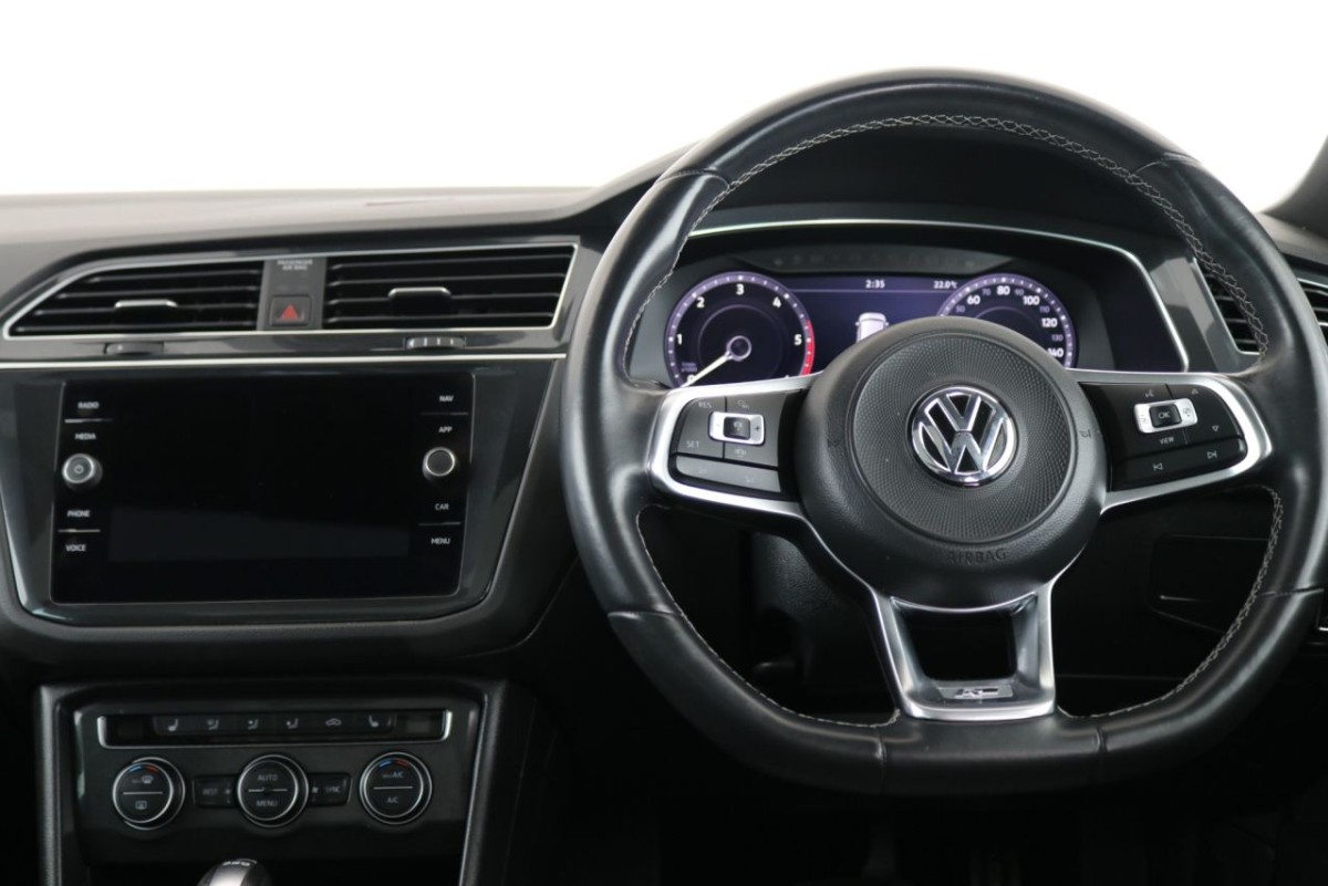 VOLKSWAGEN TIGUAN 2.0 R-LINE TDI 4MOTION DSG 5D 148 BHP - 2018 - £24,400