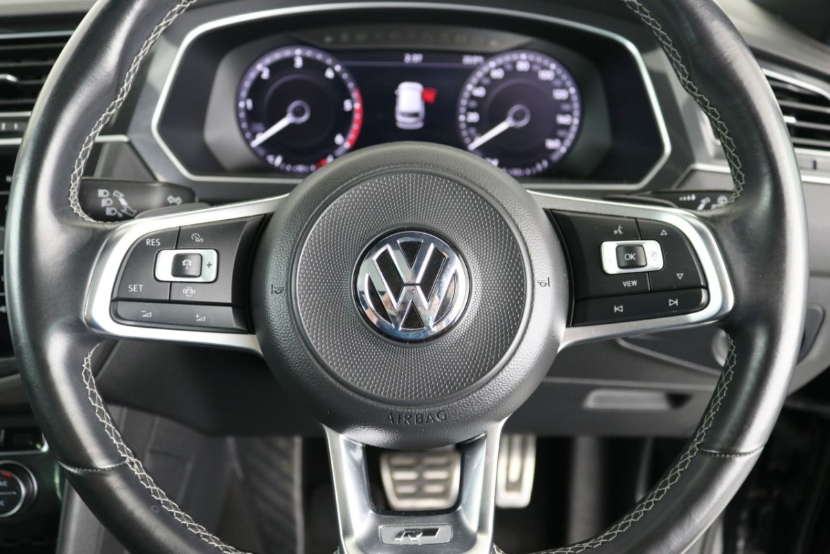 VOLKSWAGEN TIGUAN 2.0 R-LINE TDI 4MOTION DSG 5D 148 BHP - 2018 - £24,400