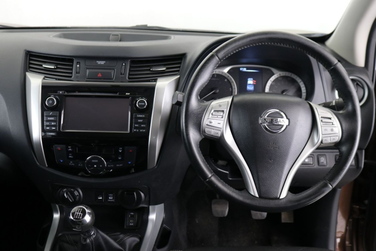 NISSAN NAVARA 2.3 DCI TEKNA 4X4 SHR DCB 190 BHP - 2017 - £16,990