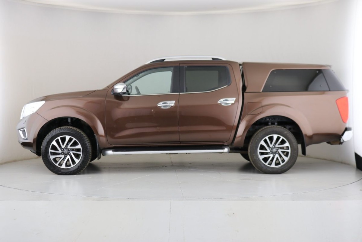 NISSAN NAVARA 2.3 DCI TEKNA 4X4 SHR DCB 190 BHP - 2017 - £16,990