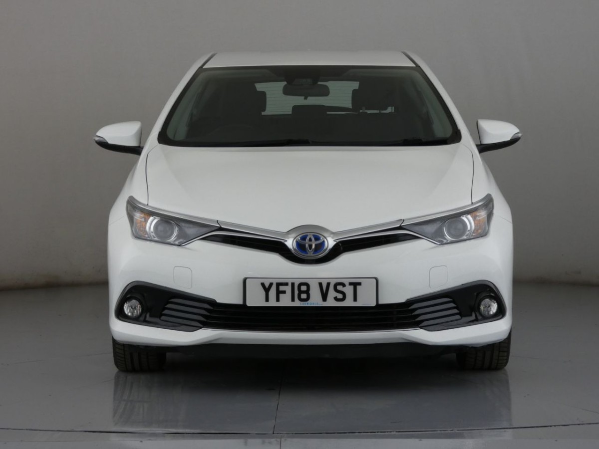 TOYOTA AURIS 1.8 VVT-I ICON TECH 5D 135 BHP - 2018 - £14,700