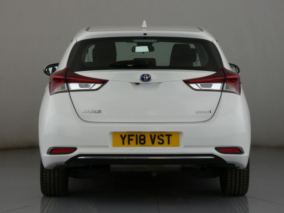 TOYOTA AURIS 1.8 VVT-I ICON TECH 5D 135 BHP - 2018 - £14,700