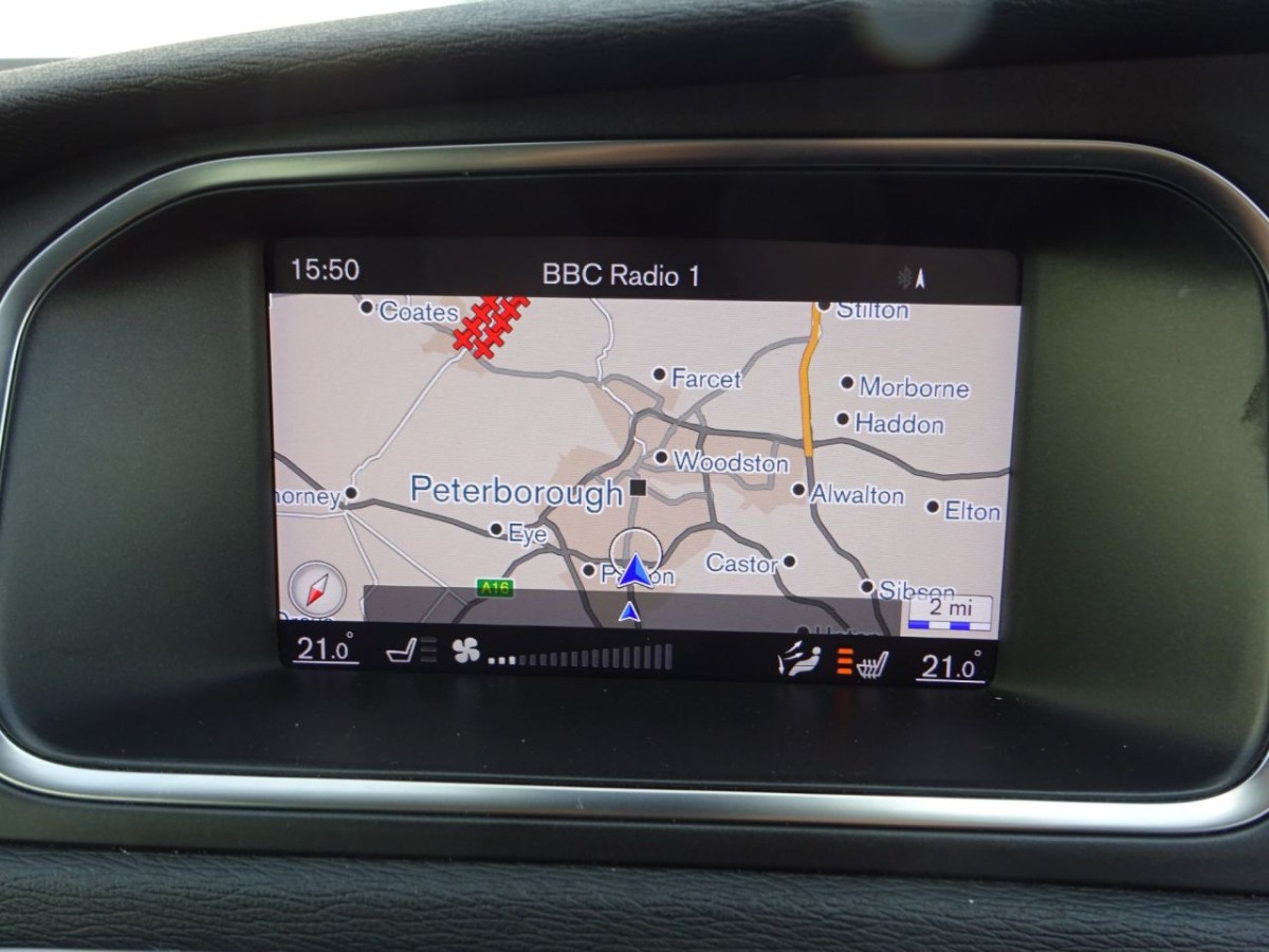 VOLVO V40 2.0 D3 INSCRIPTION EDITION 5D 148 BHP - 2019 - £17,790