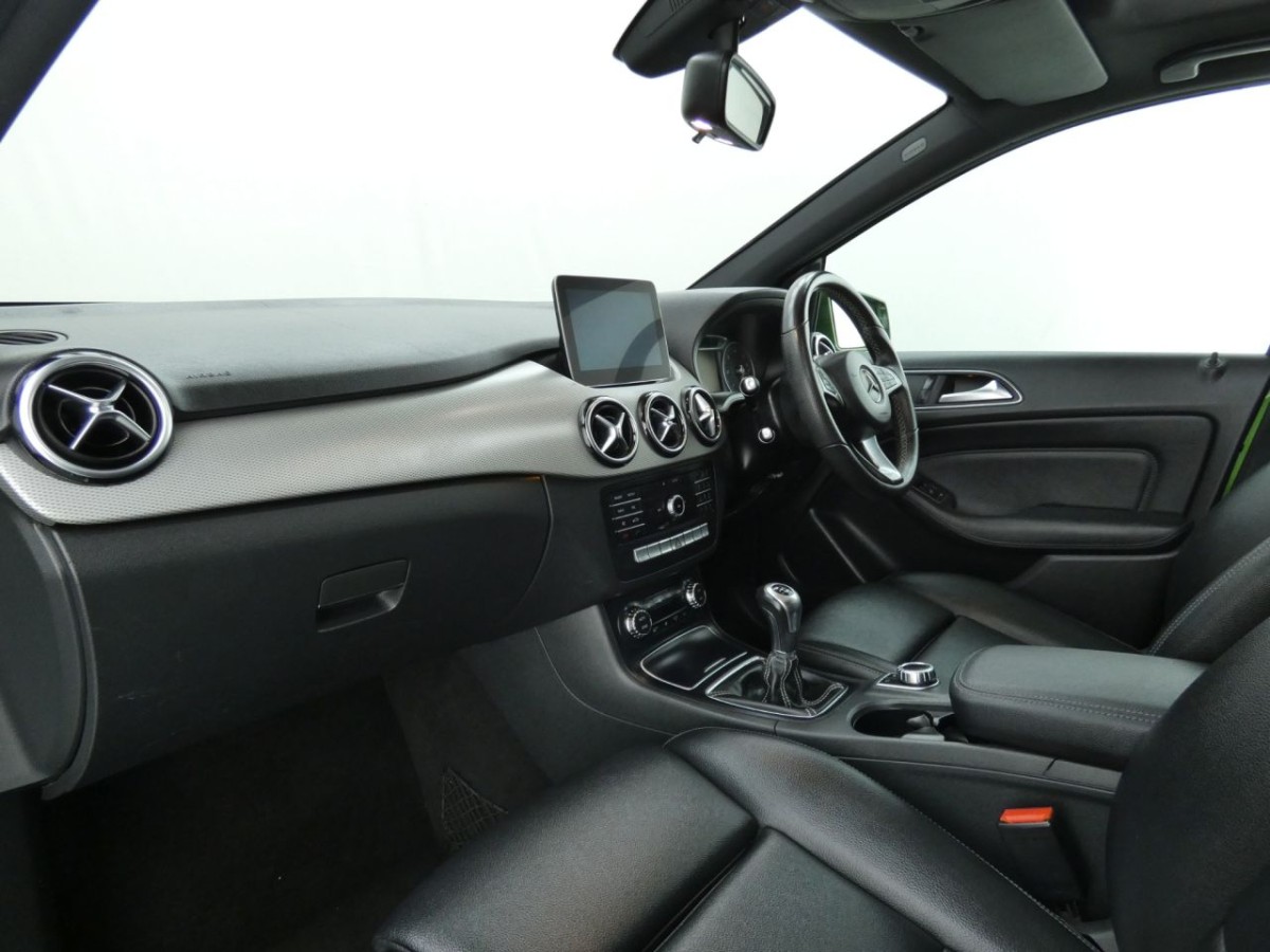 MERCEDES-BENZ B-CLASS 1.5 B 180 D SPORT EXECUTIVE 5D 107 BHP - 2017 - £12,400