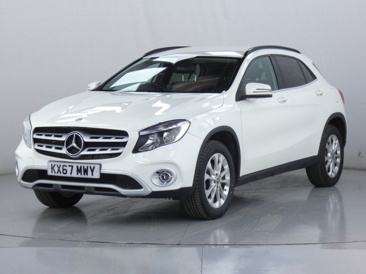 MERCEDES-BENZ GLA-CLASS 1.6 GLA 200 SE 5D 154 BHP ESTATE - 2017 - £14,990