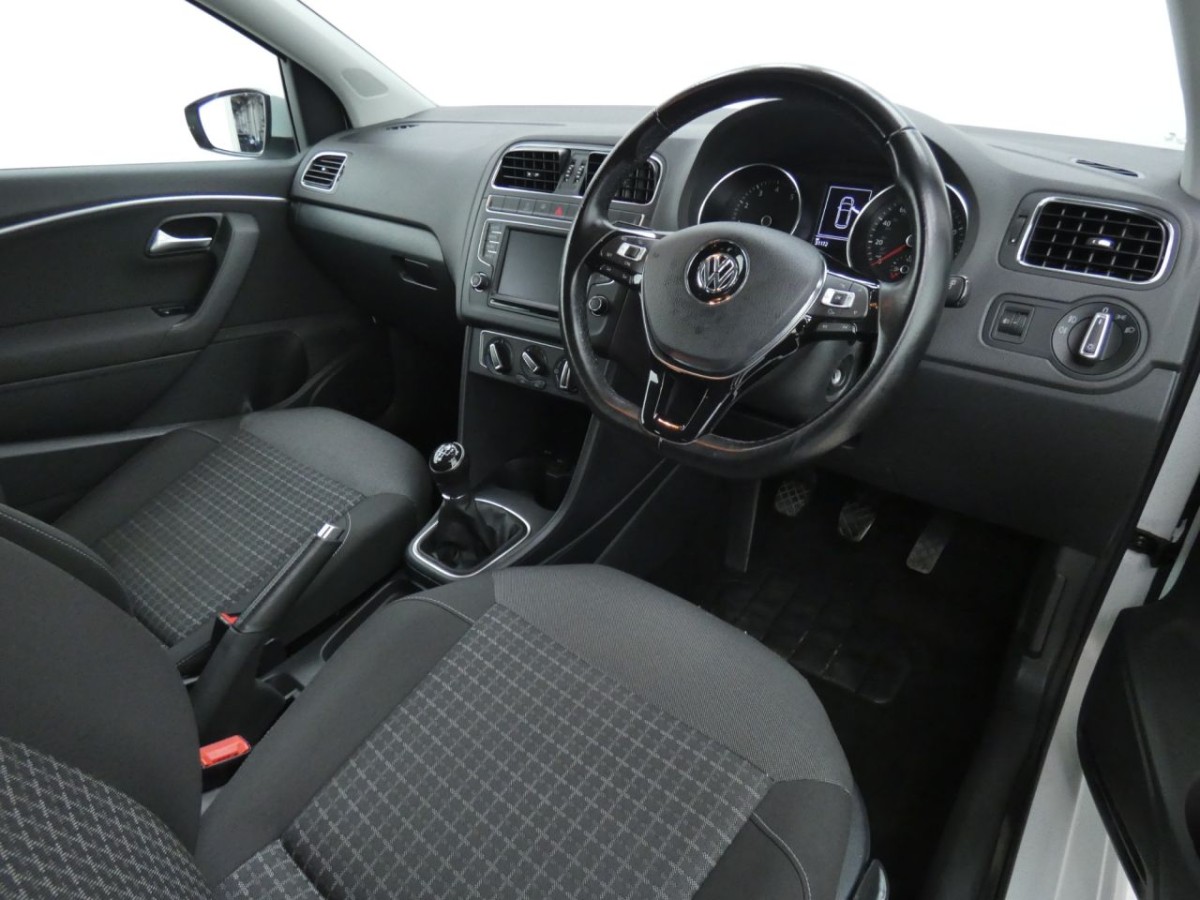VOLKSWAGEN POLO 1.2 MATCH TSI 3D 89 BHP - 2016 - £8,700