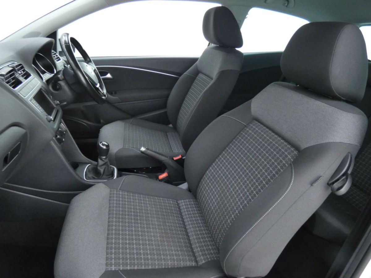 VOLKSWAGEN POLO 1.2 MATCH TSI 3D 89 BHP - 2016 - £8,700