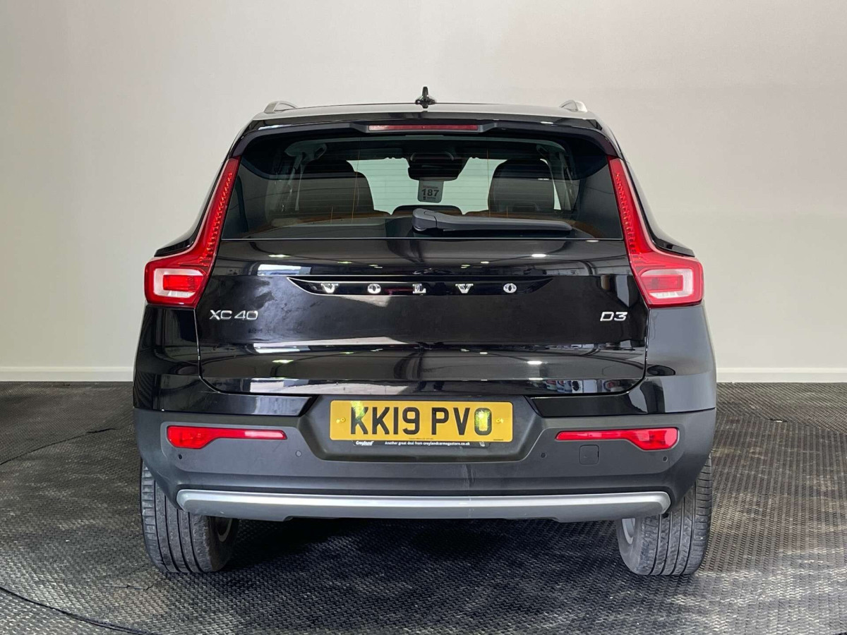 VOLVO XC40 2019 (19) 2.0 D3 MOMENTUM SUV 5DR DIESEL AUTO EURO 6 (S/S) (150 PS) - 2019 - £12,500