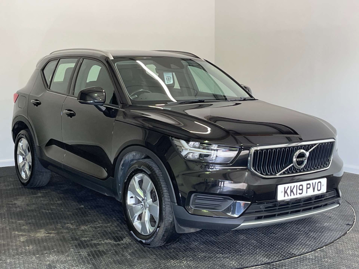 VOLVO XC40 2019 (19) 2.0 D3 MOMENTUM SUV 5DR DIESEL AUTO EURO 6 (S/S) (150 PS) - 2019 - £12,500