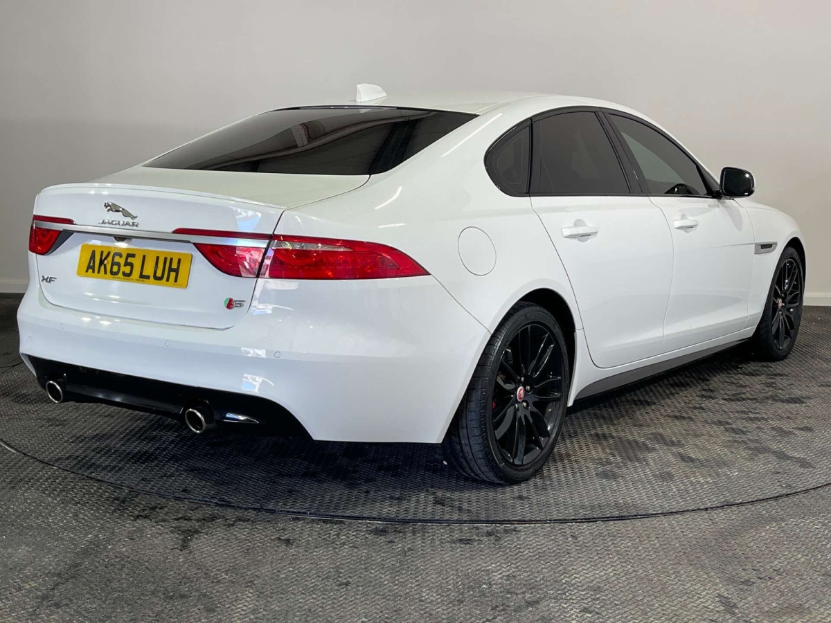 JAGUAR XF 2015 (65) 3.0 V6 S SALOON 4DR PETROL AUTO EURO 6 (S/S) (380 PS) - 2015 - £12,900