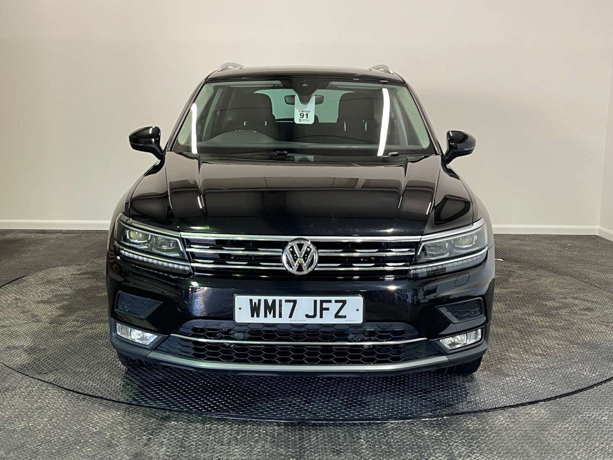 VOLKSWAGEN TIGUAN 2017 (17) 2.0 BITDI BLUEMOTION TECH SEL SUV 5DR DIESEL DSG 4MOTION EURO 6 (S/S) (240 - 2017 - £15,700