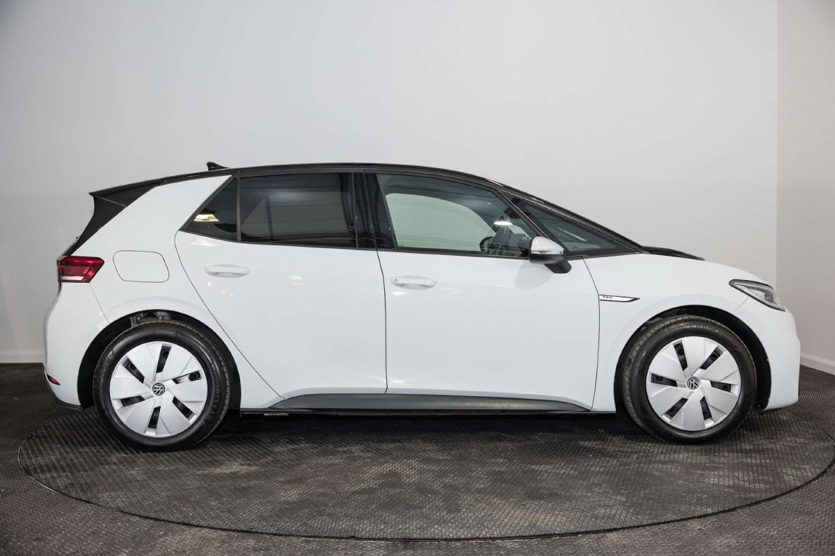 VOLKSWAGEN ID.3 2020 (70) PRO PERFORMANCE 58KWH BUSINESS HATCHBACK 5DR ELECTRIC AUTO (204 PS) - 2020 - £13,000