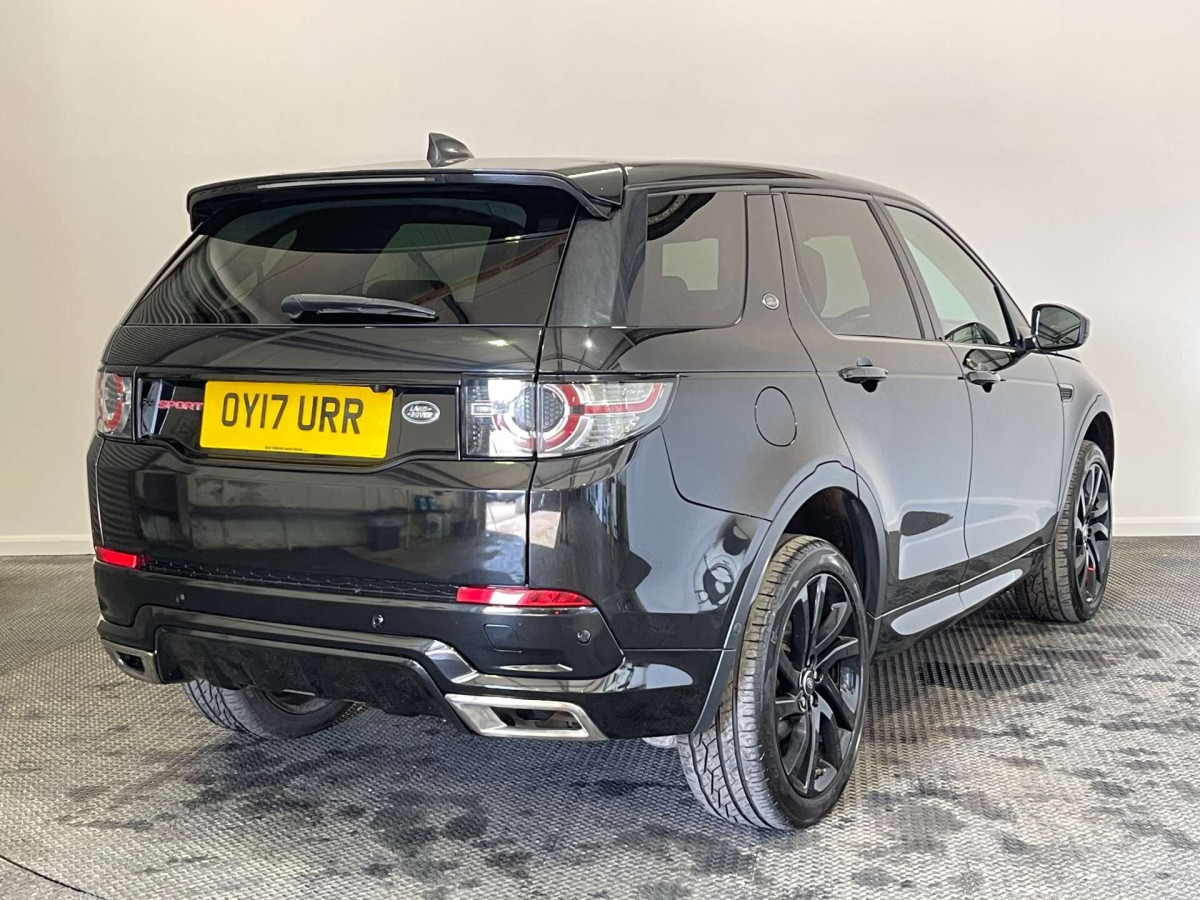 LAND ROVER DISCOVERY SPORT 2017 (17) 2.0 TD4 HSE DYNAMIC LUX SUV 5DR DIESEL AUTO 4WD EURO 6 (S/S) (180 PS) - 2017 - £14,800