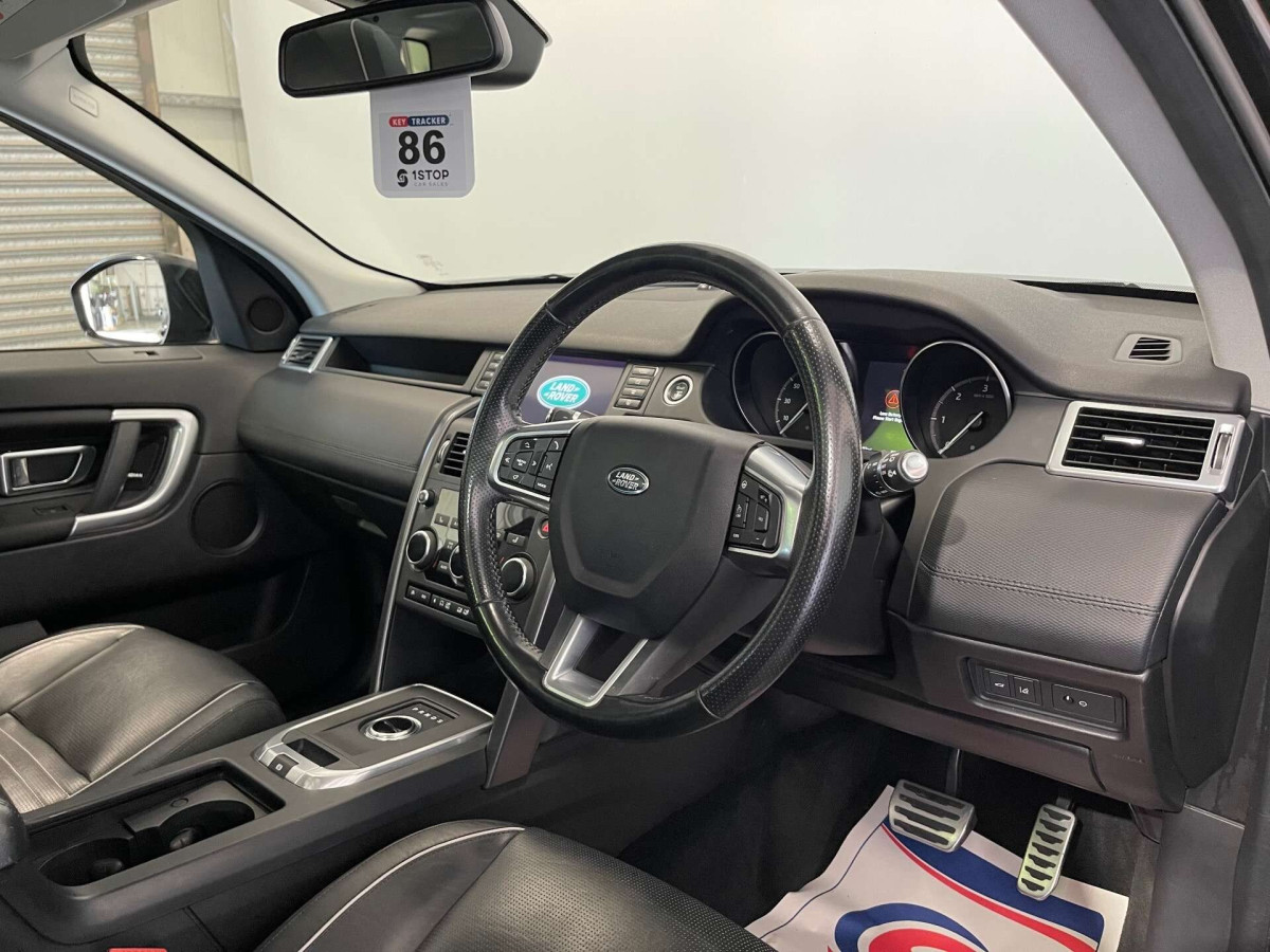 LAND ROVER DISCOVERY SPORT 2017 (17) 2.0 TD4 HSE DYNAMIC LUX SUV 5DR DIESEL AUTO 4WD EURO 6 (S/S) (180 PS) - 2017 - £14,800