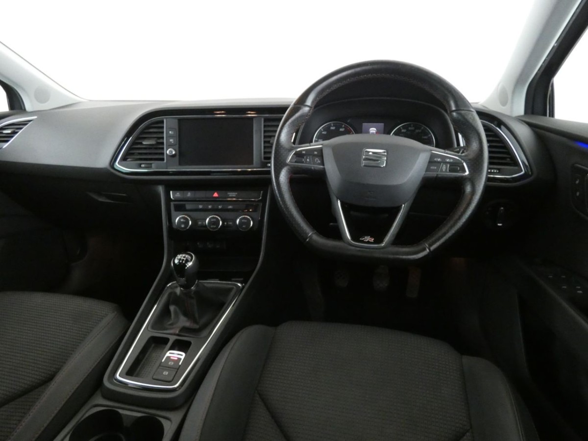 SEAT LEON 1.4 TSI FR TECHNOLOGY 5D 124 BHP - 2018 - £10,990