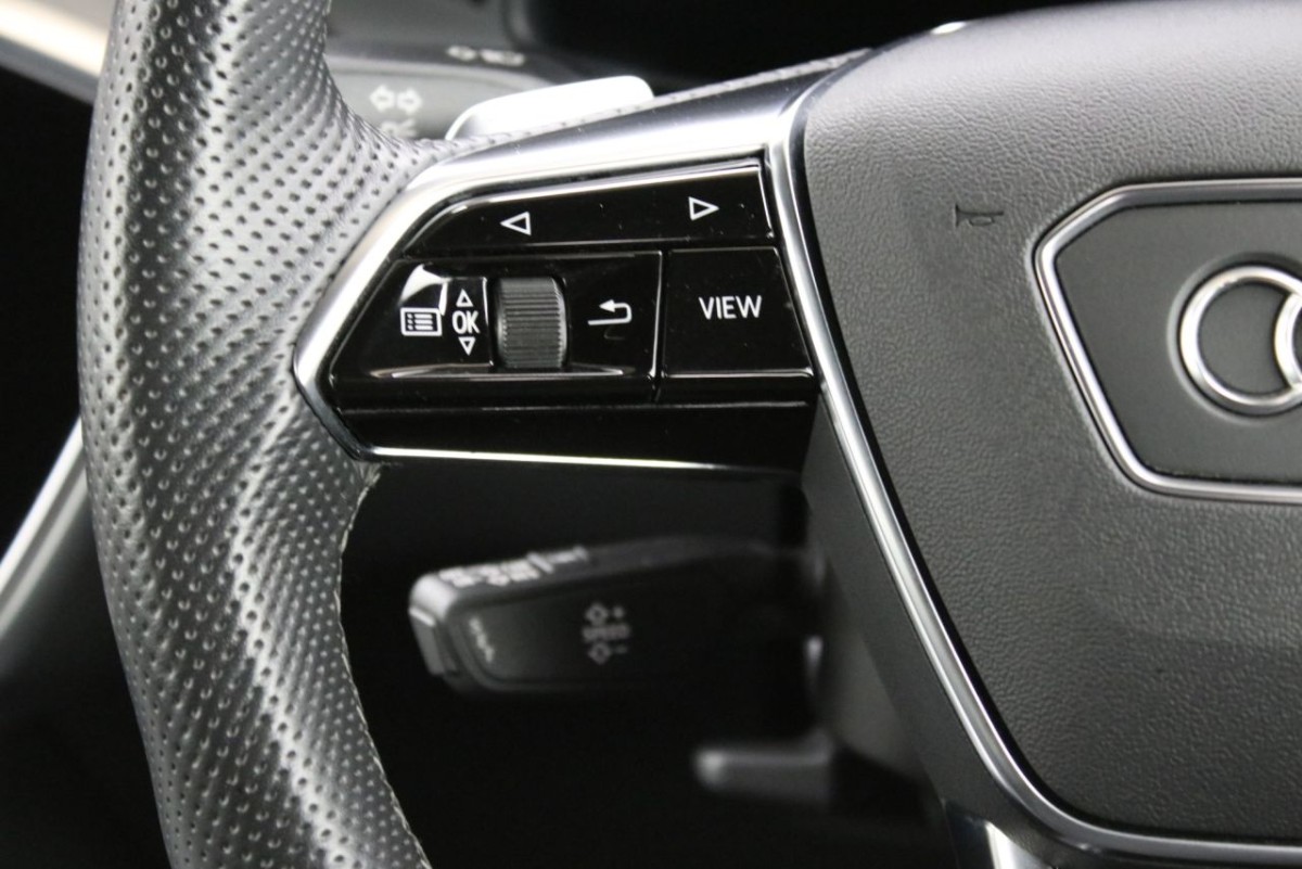 AUDI A7 2.0 SPORTBACK TDI S LINE MHEV 5D 202 BHP - 2021 - £34,700