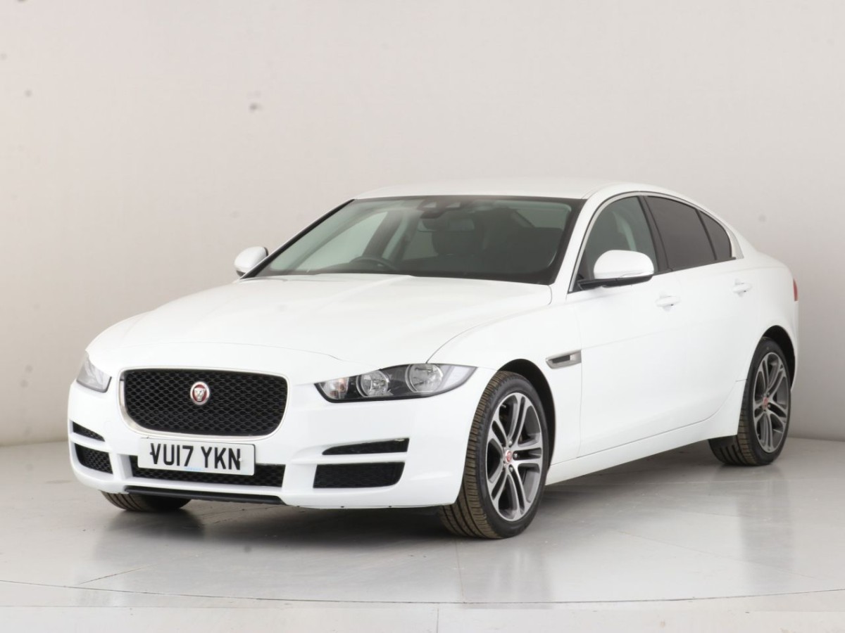JAGUAR XE 2.0 SE 4D 178 BHP - 2017 - £15,990