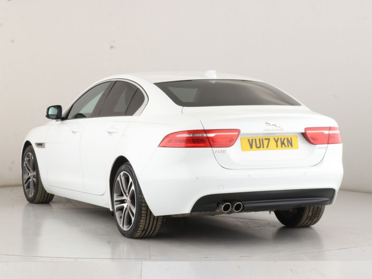 JAGUAR XE 2.0 SE 4D 178 BHP - 2017 - £15,990