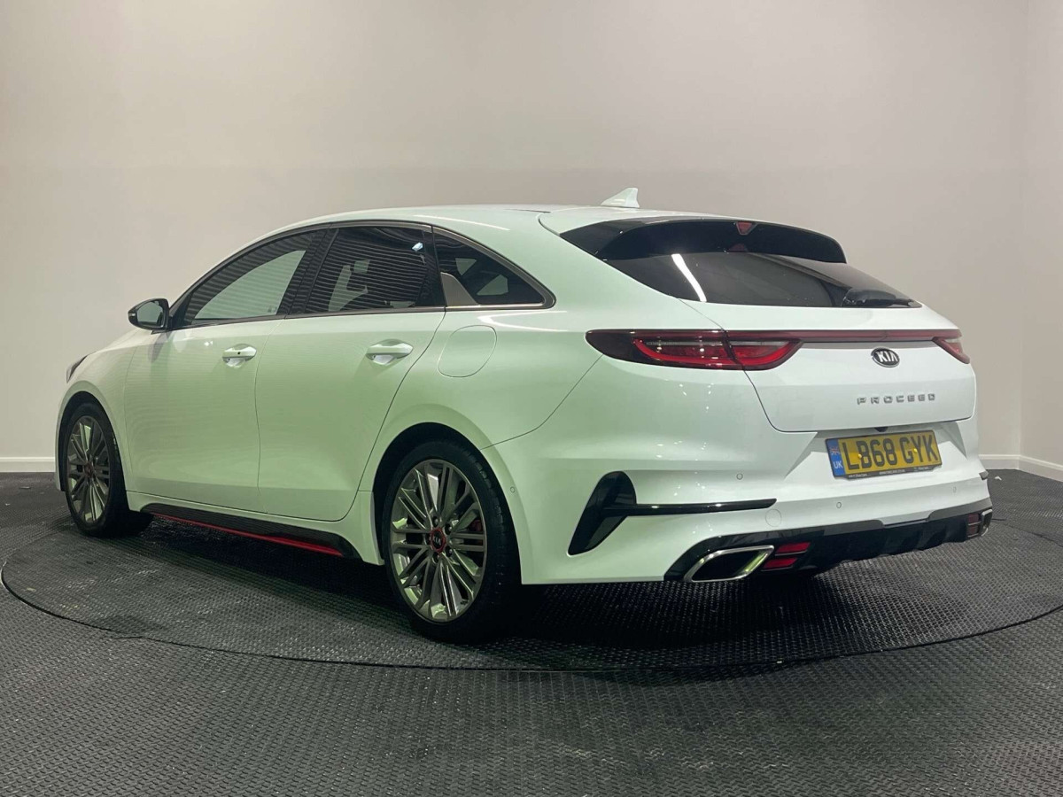 KIA PRO CEED 2019 (68) 1.6 T-GDI GT SHOOTING BRAKE 5DR PETROL DCT EURO 6 (S/S) (201 BHP) - 2019 - £14,500