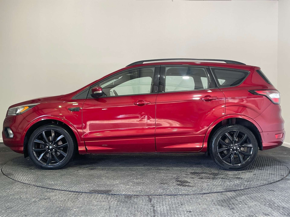 FORD KUGA 2017 (17) 2.0 TDCI ST-LINE X SUV 5DR DIESEL MANUAL EURO 6 (S/S) (150 PS) - 2017 - £10,000