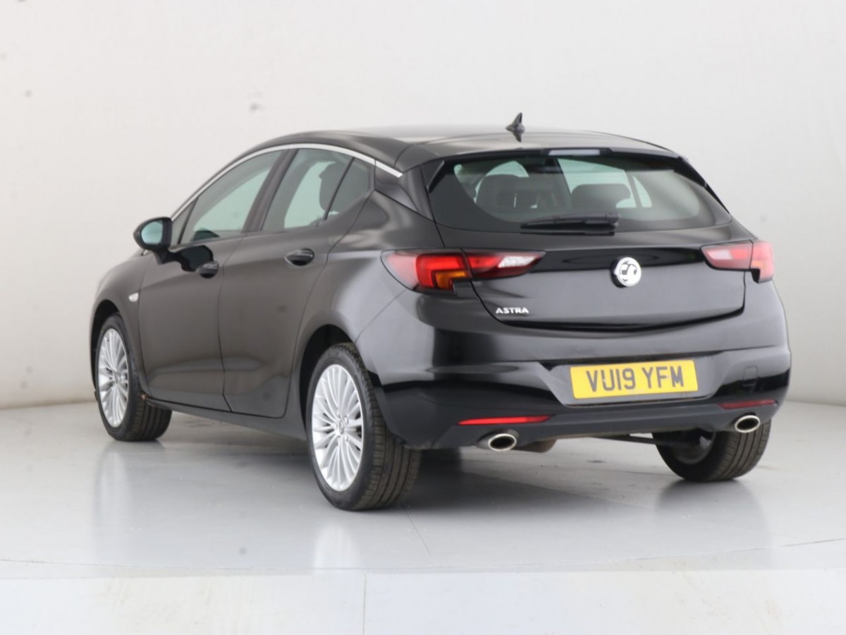 VAUXHALL ASTRA 1.6 ELITE NAV S/S 5D 198 BHP - 2019 - £13,990