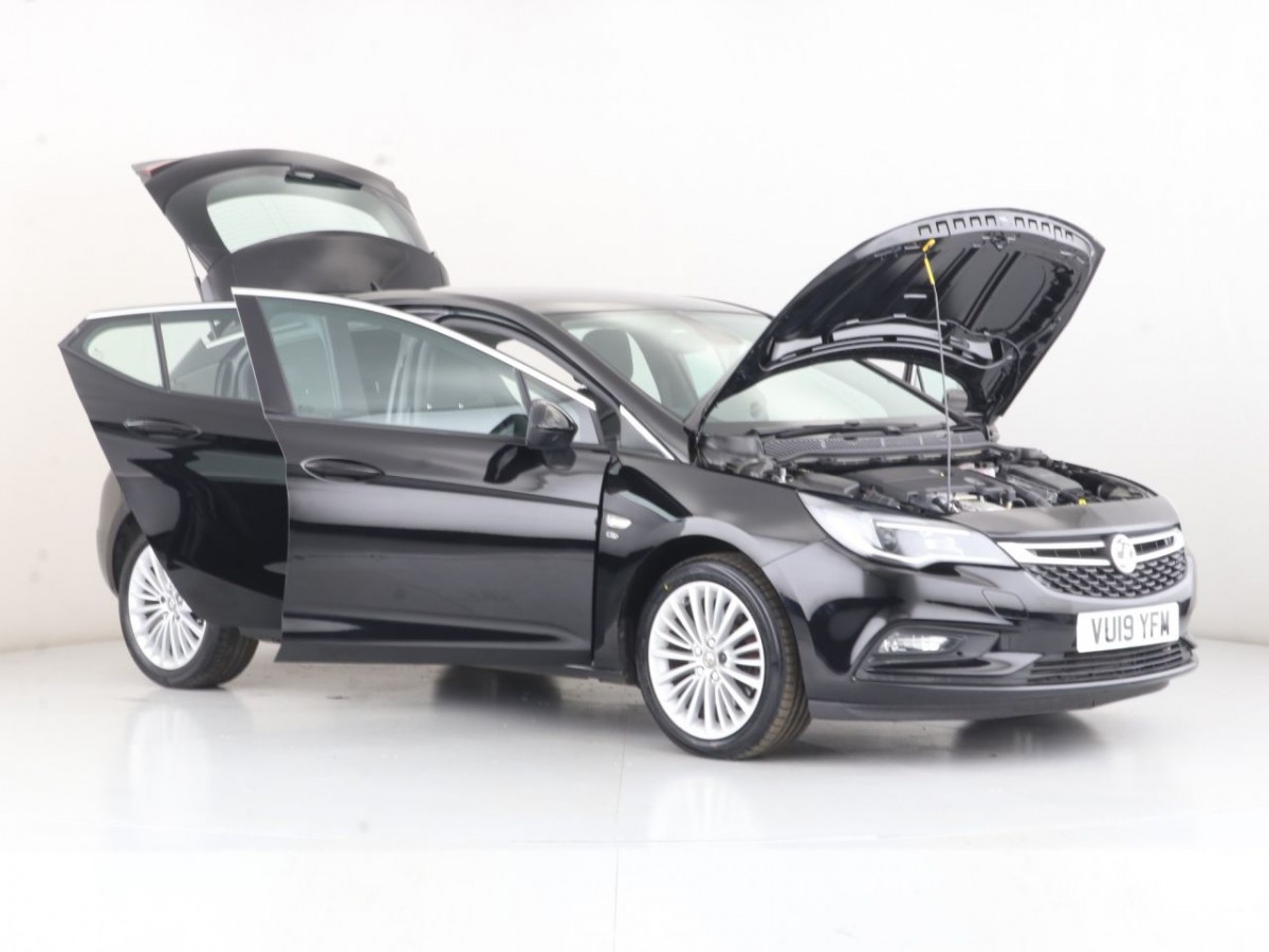 VAUXHALL ASTRA 1.6 ELITE NAV S/S 5D 198 BHP - 2019 - £13,990