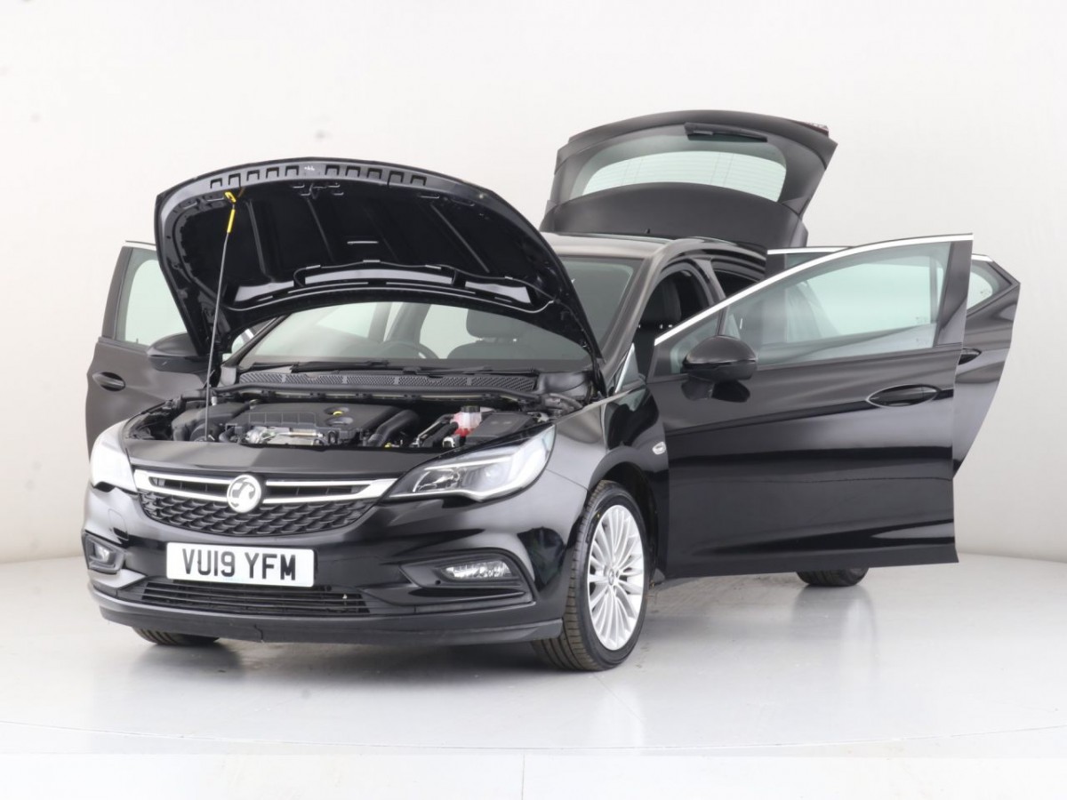 VAUXHALL ASTRA 1.6 ELITE NAV S/S 5D 198 BHP - 2019 - £13,990