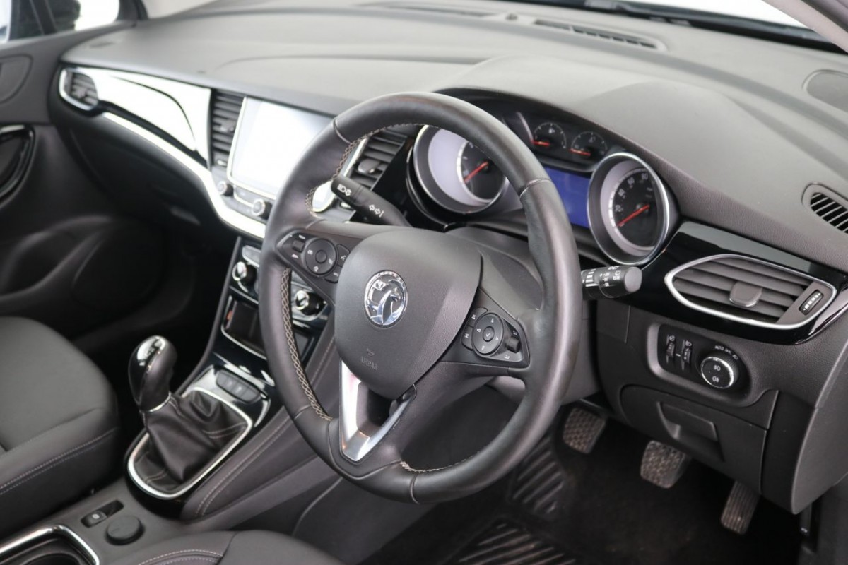 VAUXHALL ASTRA 1.6 ELITE NAV S/S 5D 198 BHP - 2019 - £13,990
