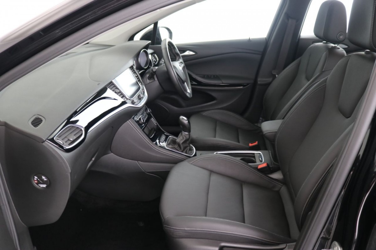 VAUXHALL ASTRA 1.6 ELITE NAV S/S 5D 198 BHP - 2019 - £13,990